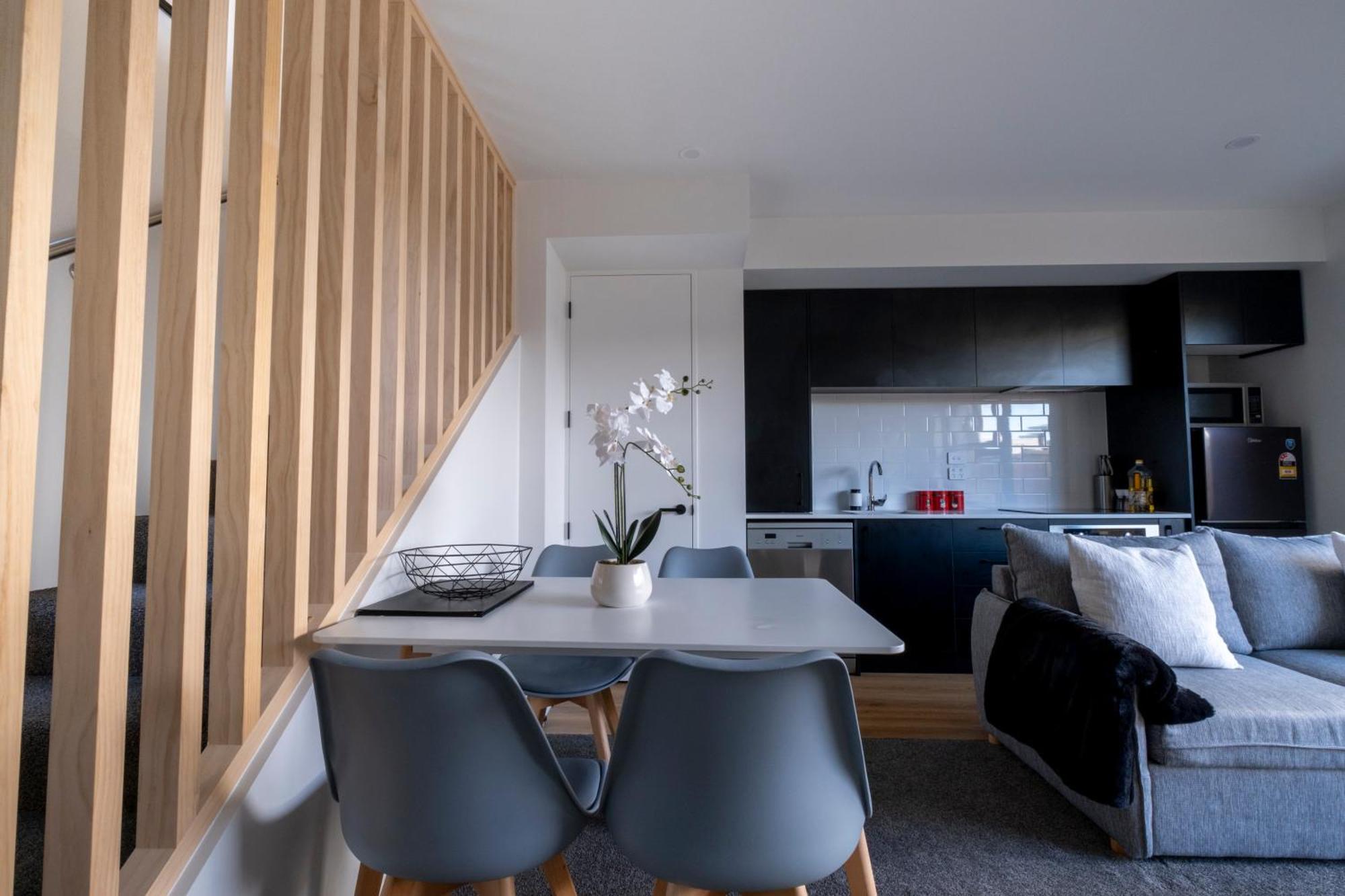 Luxury 2 Bed Townhome In Cbd كريستتشيرش المظهر الخارجي الصورة