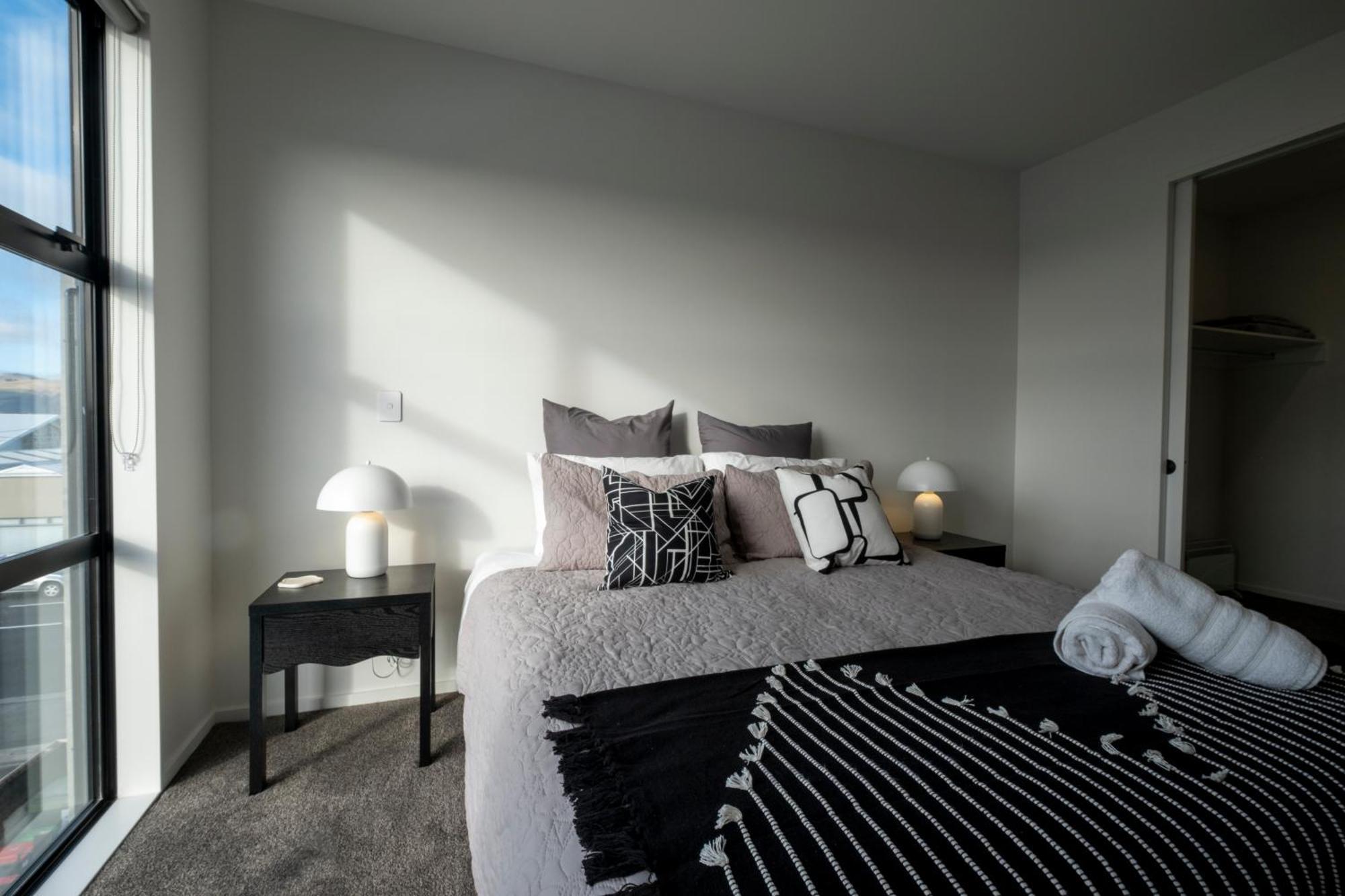 Luxury 2 Bed Townhome In Cbd كريستتشيرش المظهر الخارجي الصورة