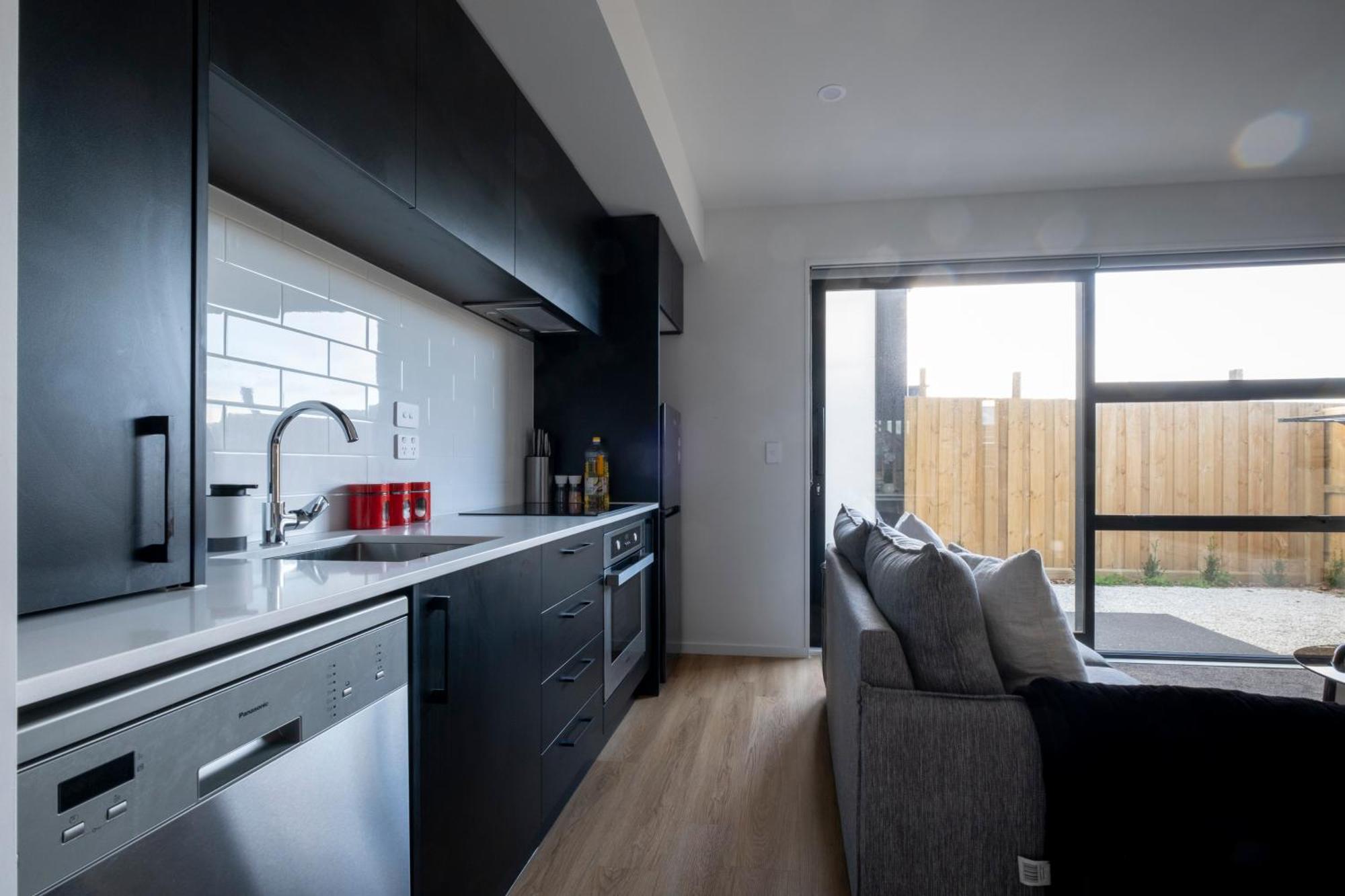 Luxury 2 Bed Townhome In Cbd كريستتشيرش المظهر الخارجي الصورة